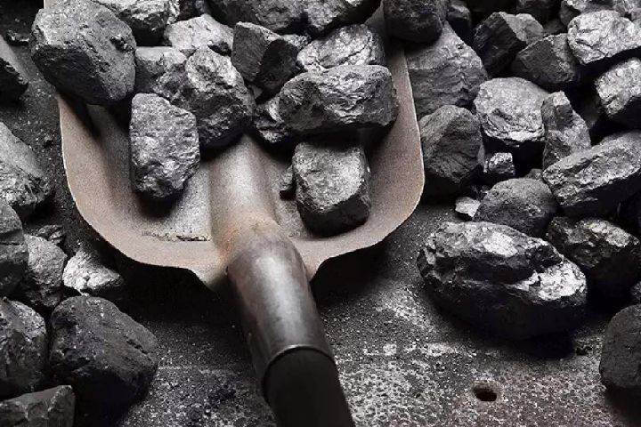 3 میلیون و 200 هزار تن زغال سنگ در كشور مصرف می شود