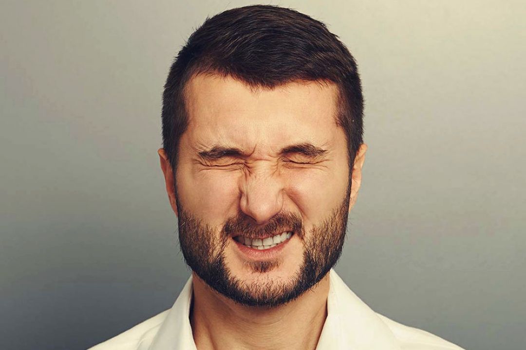 تیك عصبی روی موج سلامت