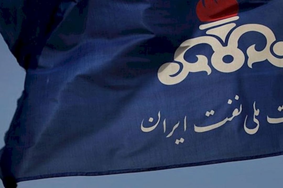 برای تعین قیمت حوزه انرژی، باید سهام شركت ملی نفت، به مردم داده شود