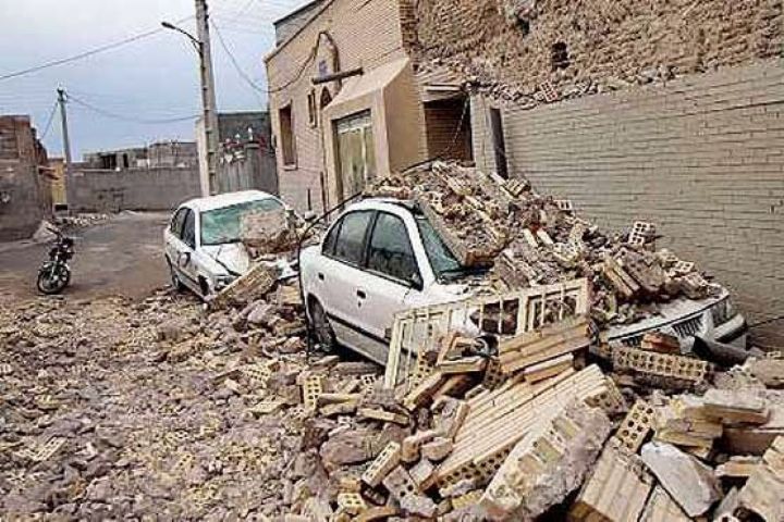 رئیس مركز لرزه نگاری كشور؛ زلزله های ایران از  نوع  كم عمق است / روزانه بالای 30 زلزله در ایران رخ می دهد