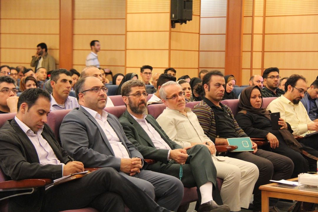 اولین همایش برنامه شب آفتابی