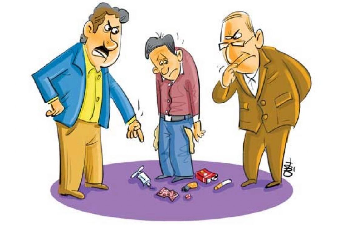نقش اعضای خانواده در پیگیری از اعتیاد فرزندان