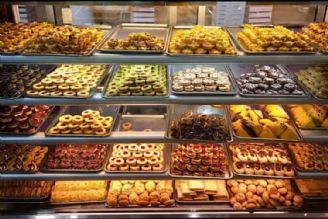 قیمت انواع شیرینی عید در گفتگو با رئیس اتحادیه قنادان