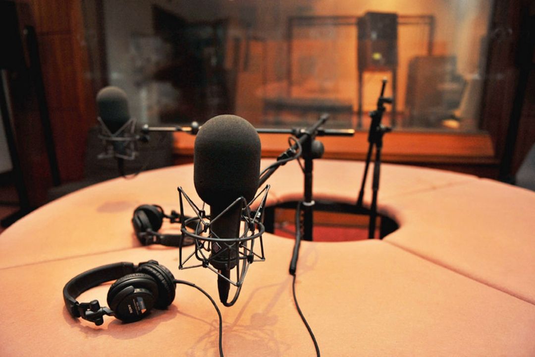 سالهای دور در رادیو