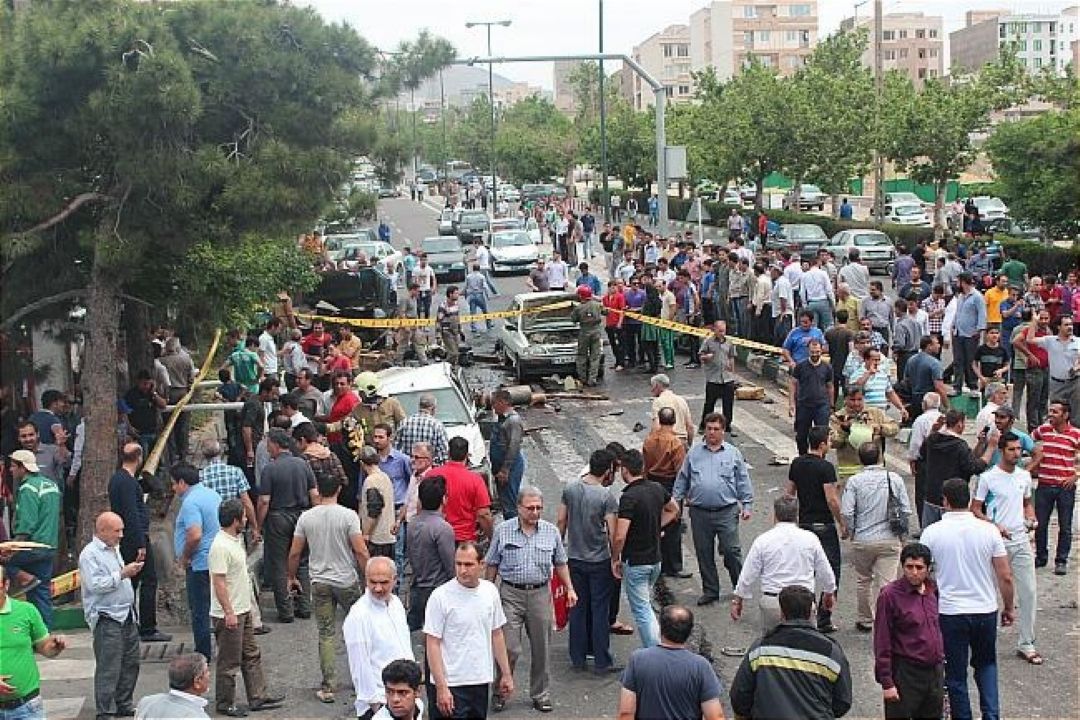 وجود افراد تماشاگر حوادث، چه تاثیری بر روند امدادرسانی امدادگران خواهد داشت؟