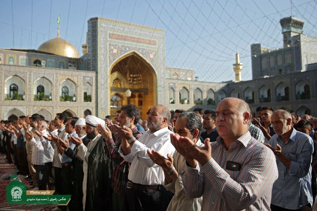 اقامه نماز «عید قربان» در حرم مطهر رضوی