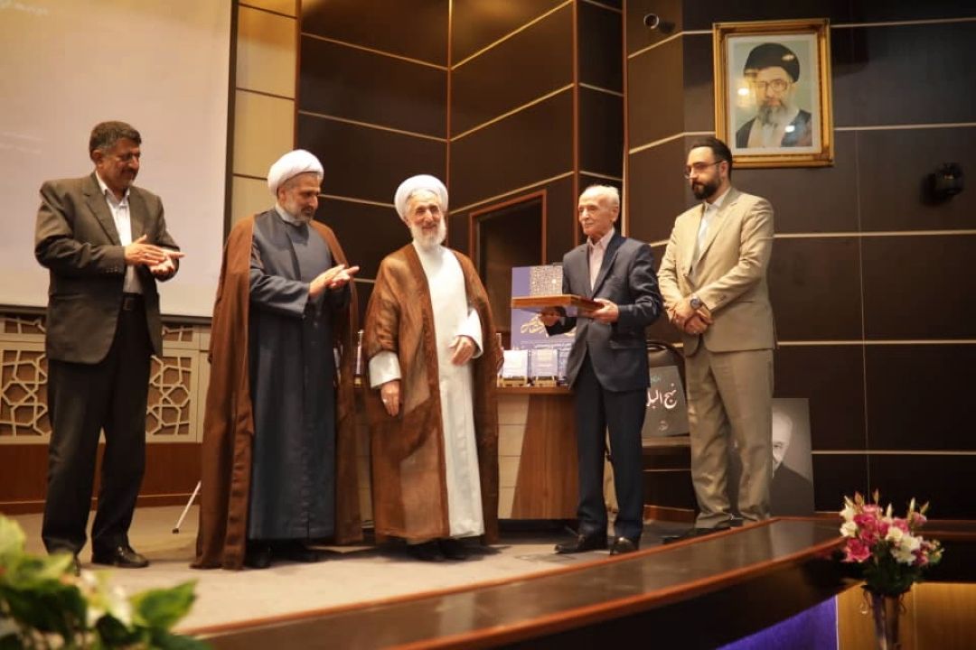 نكوداشت حمید منوچهری هنرمند فرهیخته و پیشكسوت نمایش های رادیویی برگزار شد