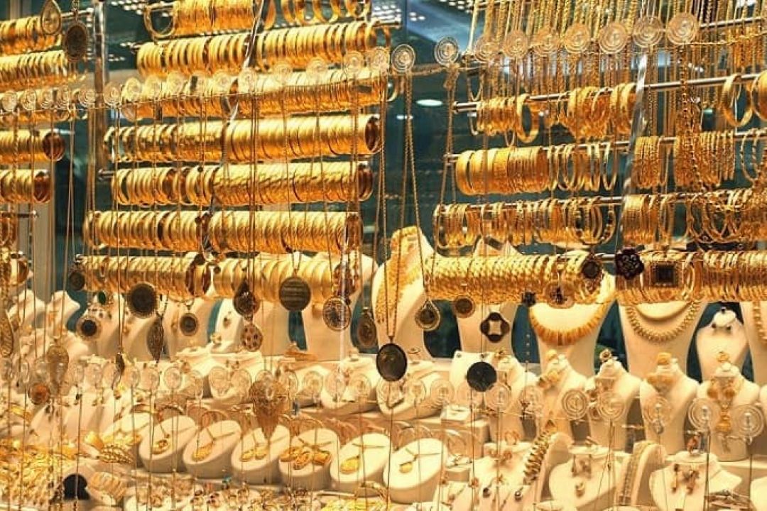 طلا و سكه همچنان كاهشی