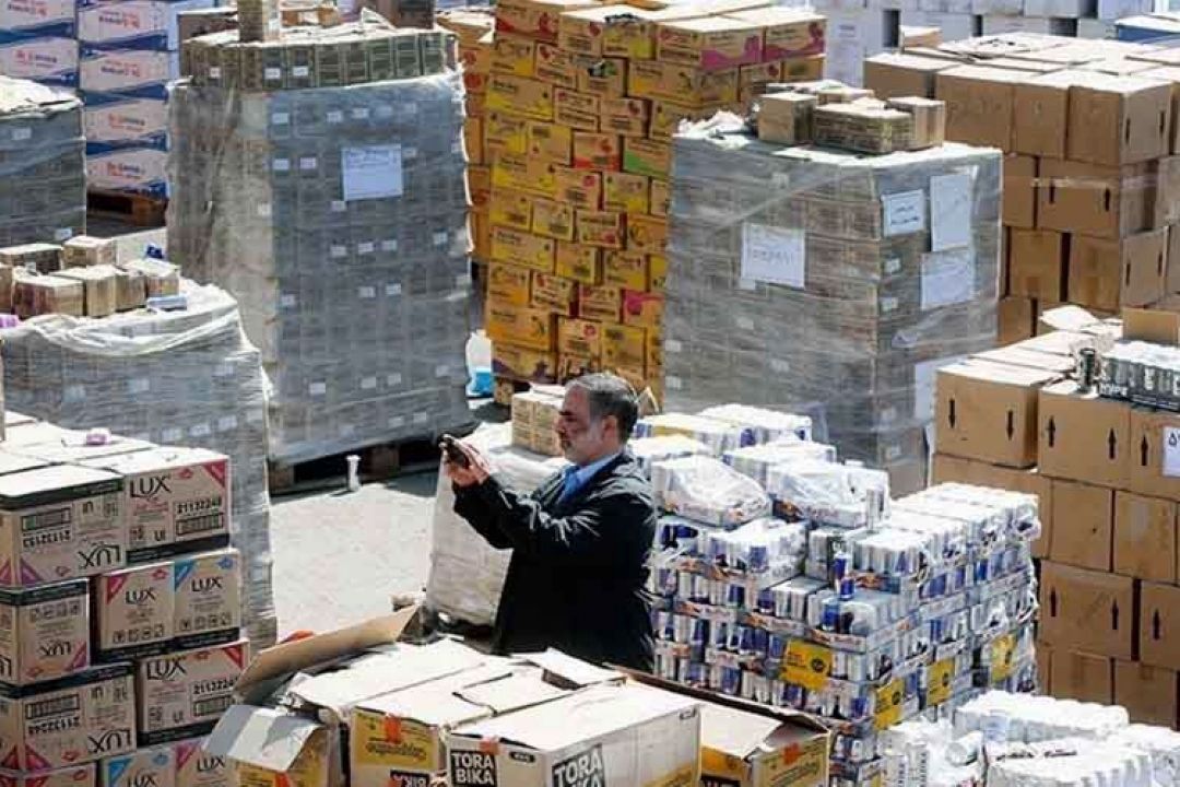 همكاری مشترك گمرك و سازمان اموال تملیكی در كاهش رسوب كالا