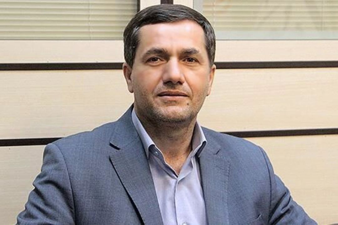 منظور از «بهینه سازی درآمدهای پایدار در بودجه عمومی»، سهیم كردن افرادی كه فرار مالیاتی دارند در هزینه های كشور است