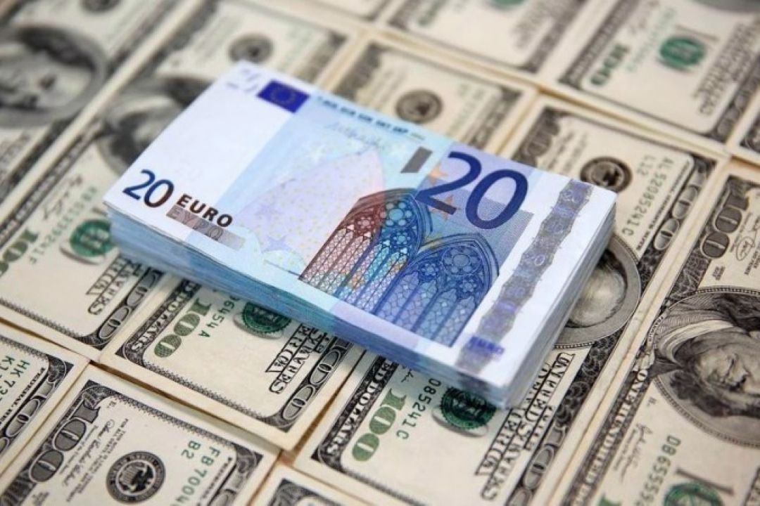 داد و ستد دلار و یورو توافقی در كانال 29 هزار تومان