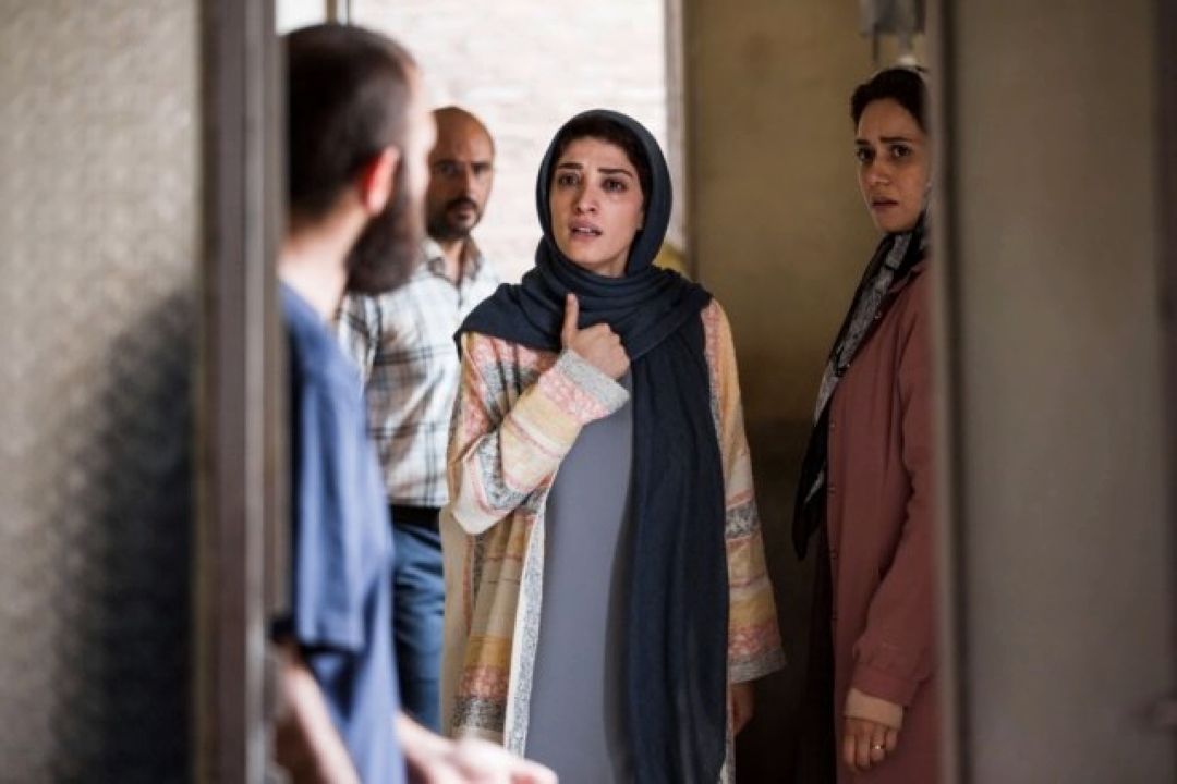  نقد و بررسی فیلم تابستان داغ با حضور كارگردان فیلم