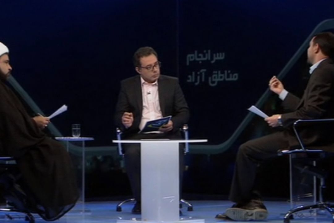 مناطق آزاد موجب تضعیف اقتصاد ملی می شود