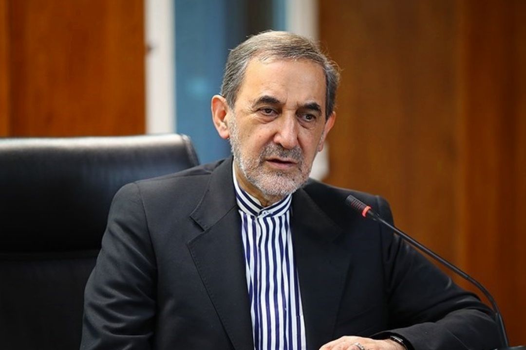 ولایتی: آمریكا باید از منطقه بیرون برود