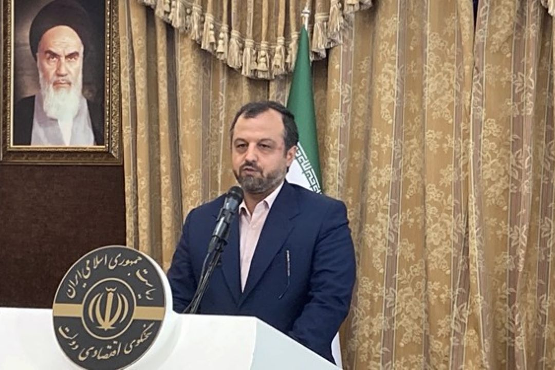خاندوزی: دولت پشت كسب و كارهای اینترنتی را خالی نمی‌كند/ وضعیت تورمی از نظر دولت مقبول نیست