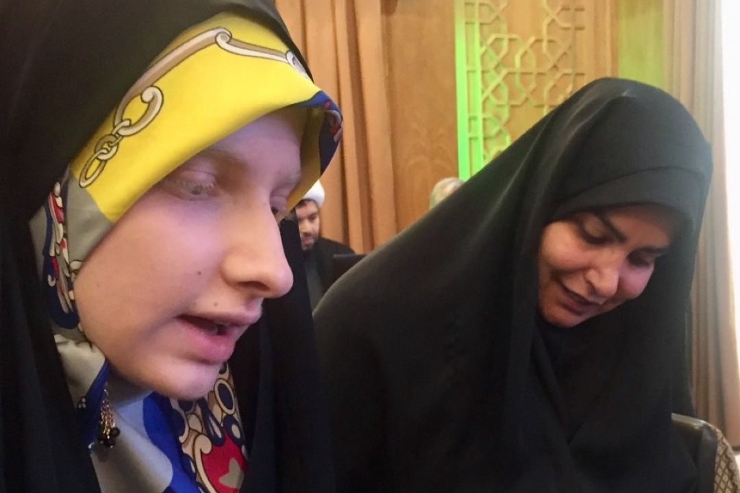 گفتگو با زهرا خلیلی حافظ روشندل شانزده ساله كل قرآن كریم در رادیو قرآن