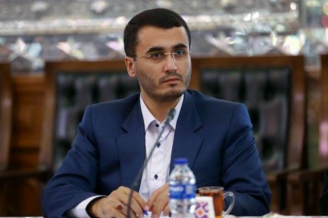 راهپیمایی سیزدهم آبان خیره كننده بود