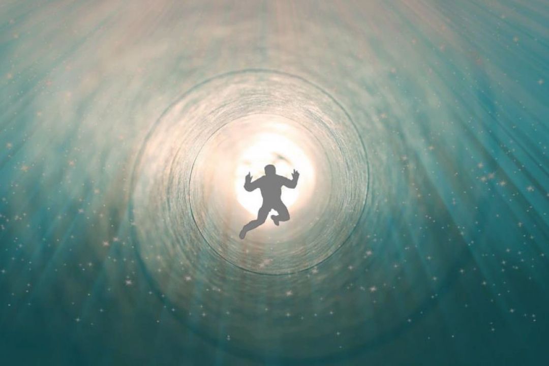 What do people experience at the border between life and death?