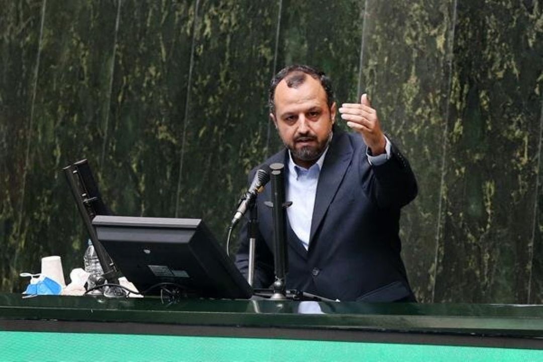خاندوزی: فروش اموال مازاد بانك‌ها را ویژه دنبال می‌كنیم/ مدیران سرپیچ از دستور بركنار می‌شوند
