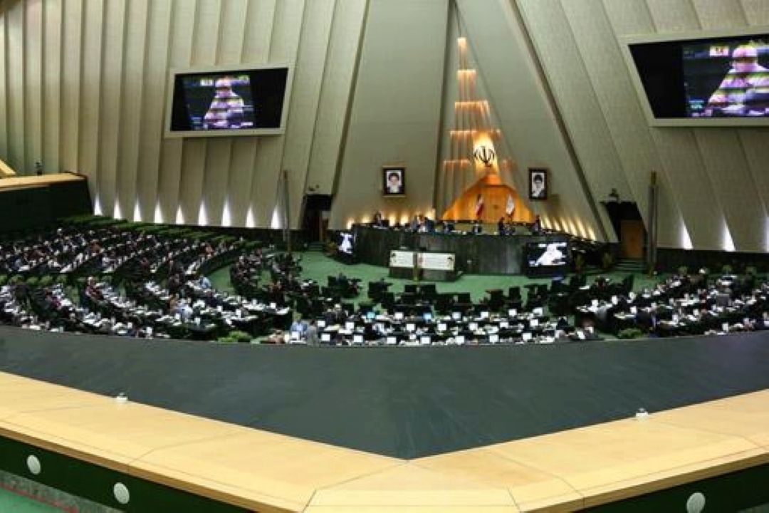 نمایندگان با بررسی طرح رفع تبعیض در پرداختی ها به صورت یك فوریت موافقت كردند