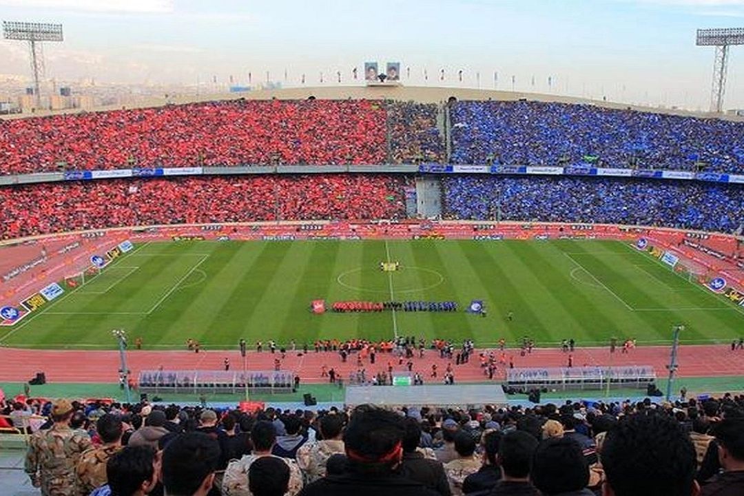 دربی با تماشاگر شد