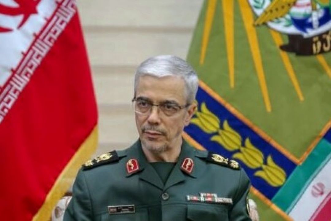 سرلشكر باقری: مصمم بر ایجاد كارگروه مشترك نظامی با پاكستان هستیم