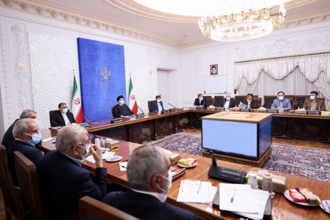 تاكید رئیسی بر تامین پایدار نیازهای دارویی مردم