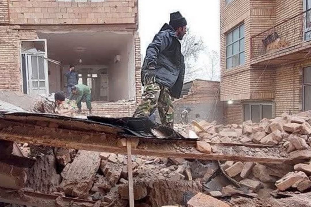 تخریب كامل 2120 منزل در زلزله خوی/ اختصاص 30 میلیون تومان كمك بلاعوض برای هر خانواده