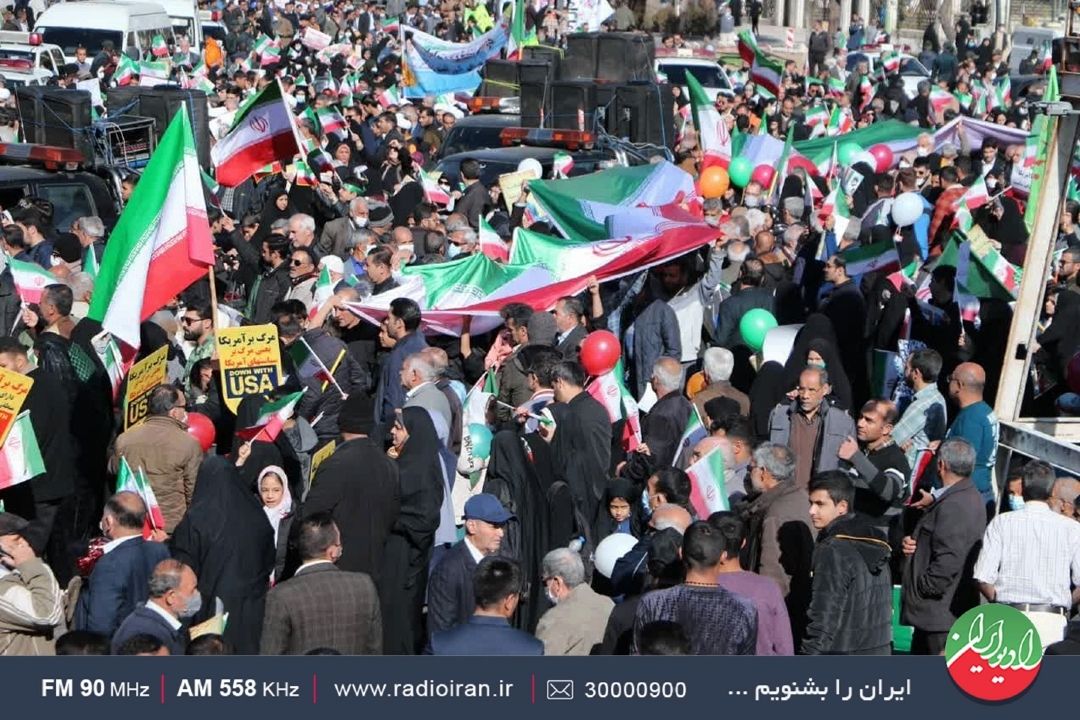 گزارشی تینا میركریمی از حضور مردم در راهپیمایی 22 بهمن