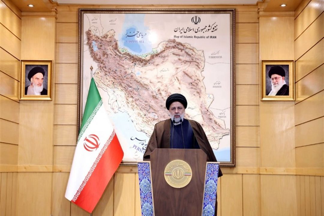 دولت به‌دنبال ایجاد توازن در سیاست خارجی/ نگاهی به 10 سفر خارجی رئیسی در 18 ماه