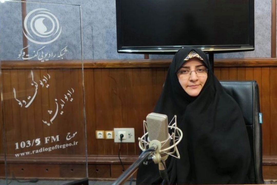 كسی كه حوزه فرهنگ را محل گذر می‌داند، از این عرصه بگذرد