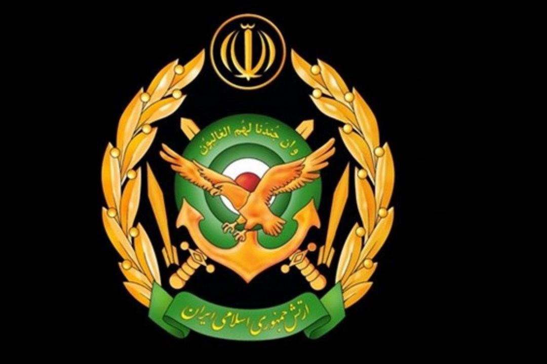 12 فروردین یك دستاورد بزرگ تاریخی است