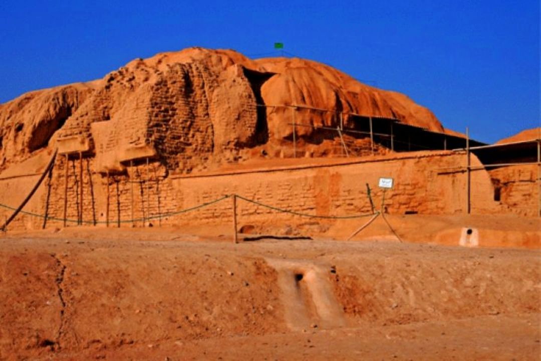 آشنایی با تپه باستانی چغامیش