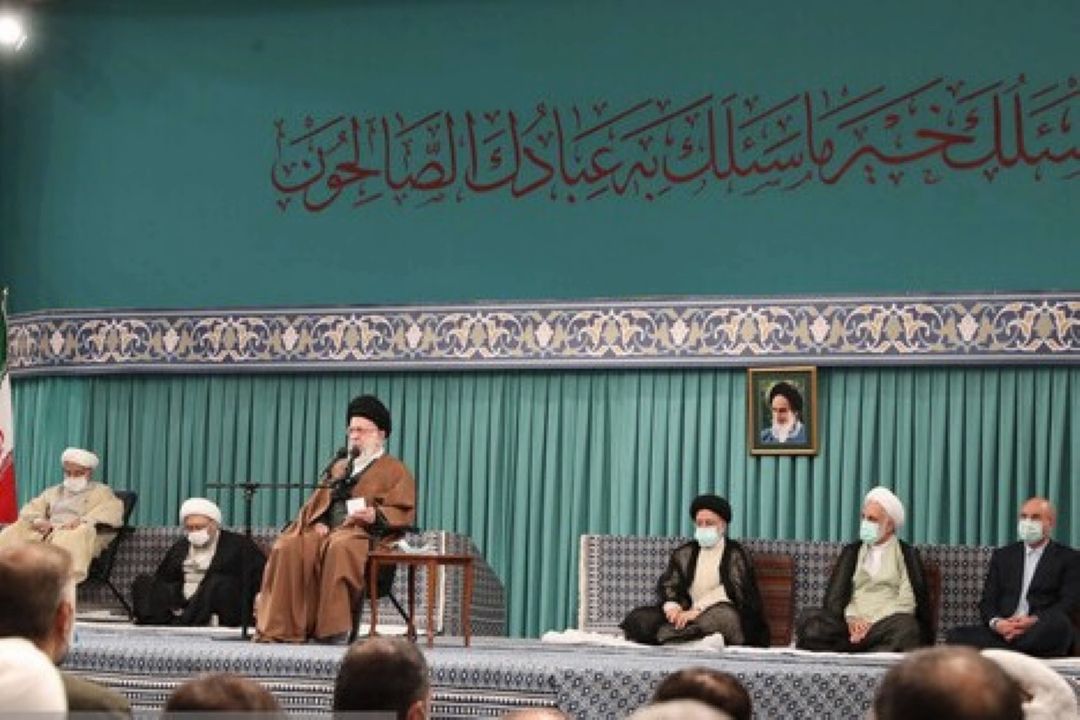 پرهیز از حاشیه با تمركز بر كارهای مشكل‌گشا
