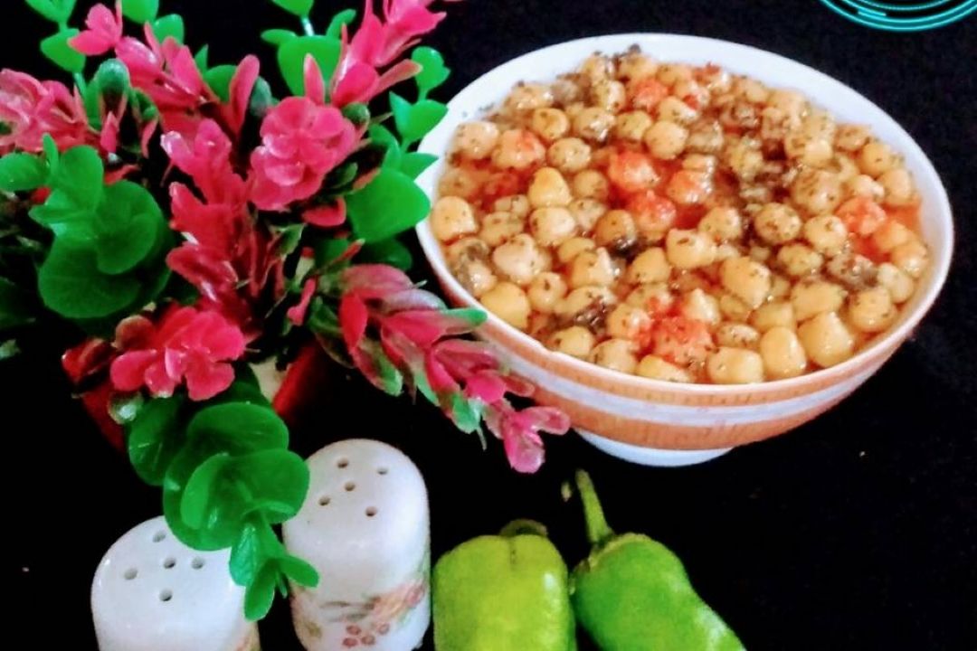 نخود و فلفل مواد اصلی «ازغذا » می شود