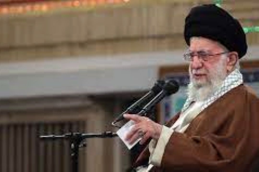 رهبر معظم انقلاب اسلامی تاكید كردند: اجتماع حج باید پیغامی برای مسائل روز دنیای اسلام داشته باشد