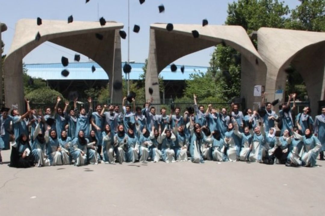 جذب و نگهداری دانش‌آموختگان علوم پایه در كشور