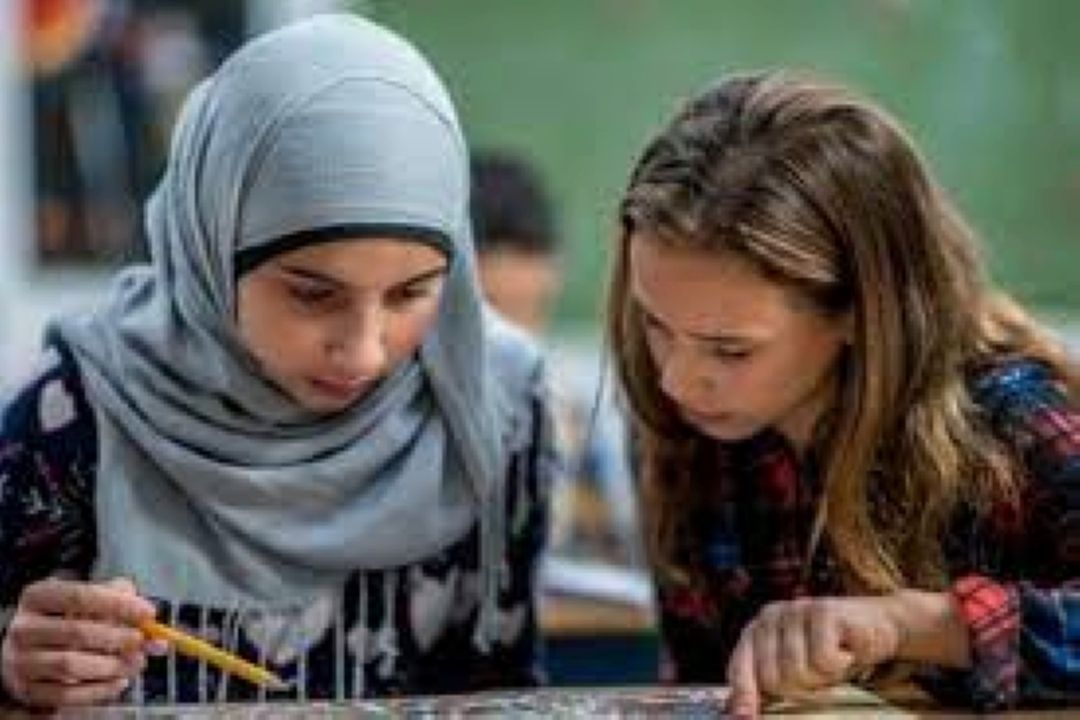 ممنوعیتی كه علتی برای توجه بیشتر به حجاب شد 
