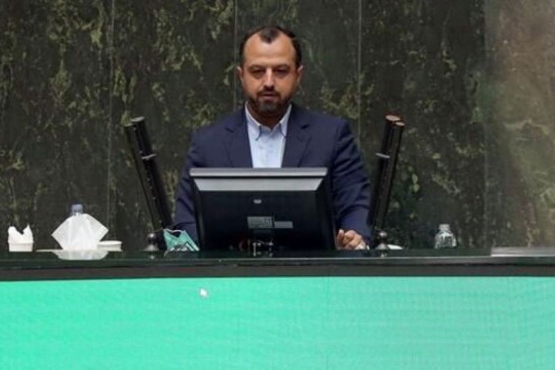 خاندوزی: اهتمام وزارت اقتصاد تسریع ترخیص دارو و تجهیزات پزشكی از گمرك است