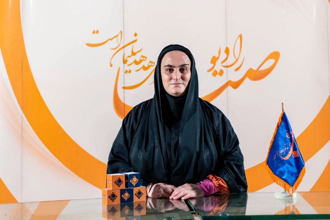 عفاف و حجاب به روایت  اولین «چادر رنگی» 