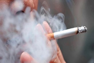 دود دخانیات، سلامت چشم اطرافیان را به خطر می‌اندازد