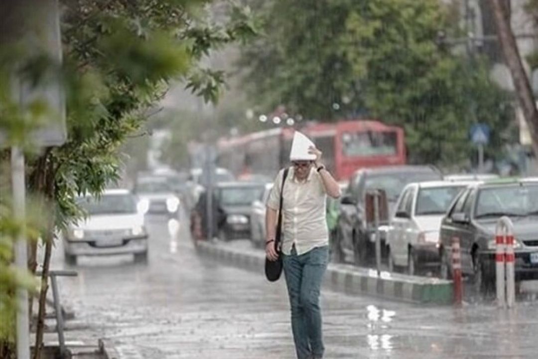 ادامه بارشهای رگباری و وزش باد شدید در تهران