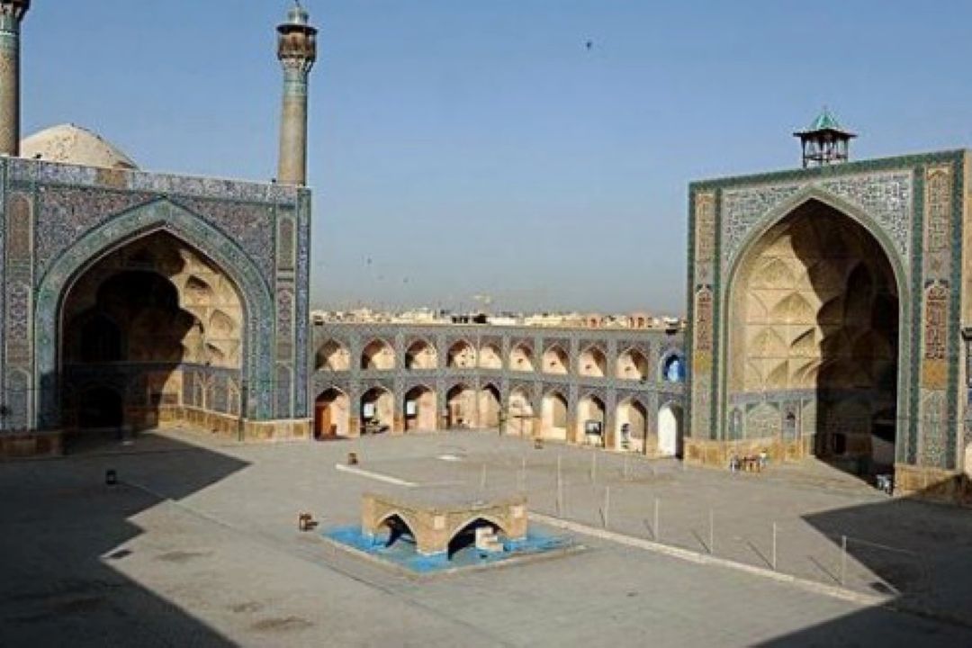 ضرورت بهره‌گیری از نخبگان مسجدی در تحولات مسجد