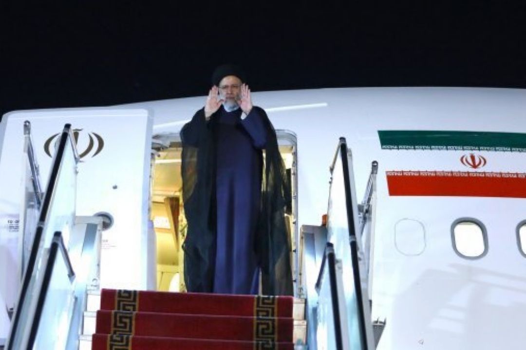 دكتر رئیسی آفریقای جنوبی را به مقصد كشورمان ترك كرد