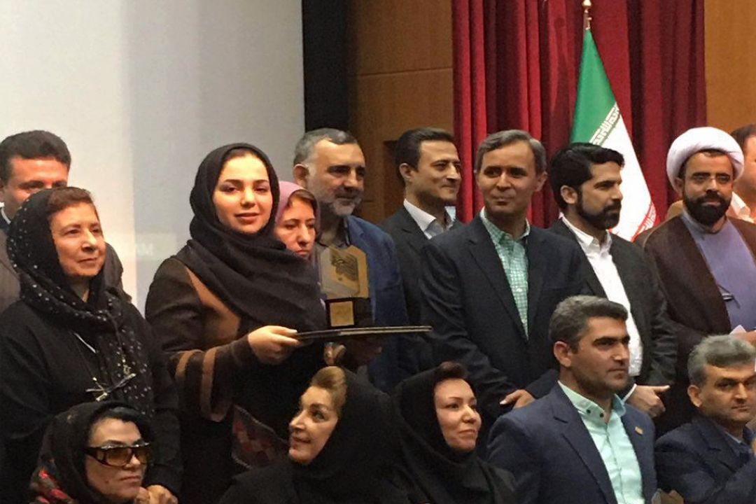 جشنوارۀ مروجان كتابخوانی از«كافه هنر»  رادیو ایران تقدیر كرد
