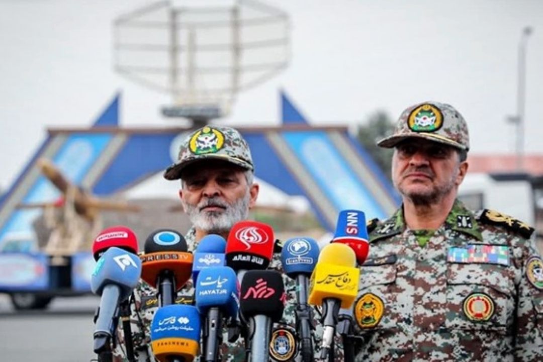 فرمانده كل ارتش: الحاق پهپادهای كرار مجهز به موشك مجید موجب ارتقای توان رزم پدافند هوایی ارتش می‌شود
