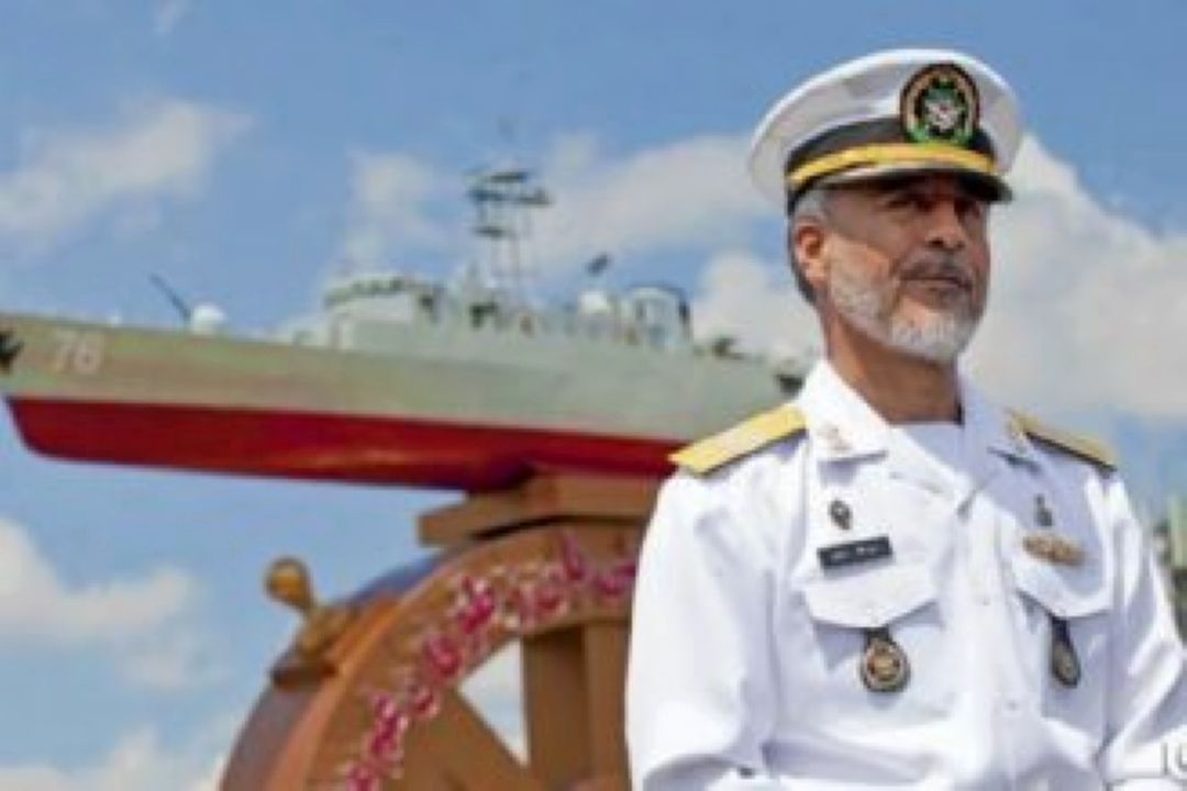 نیروی دریایی ارتش علمدار و طلیعه دار حركت توسعه دریا است