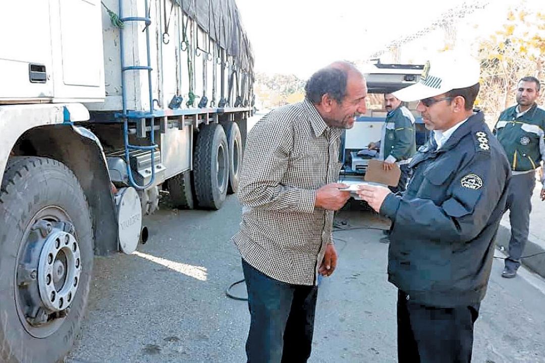 طرح «معاینه فنی كنار جاده ای» تا یك ماه ادامه دارد