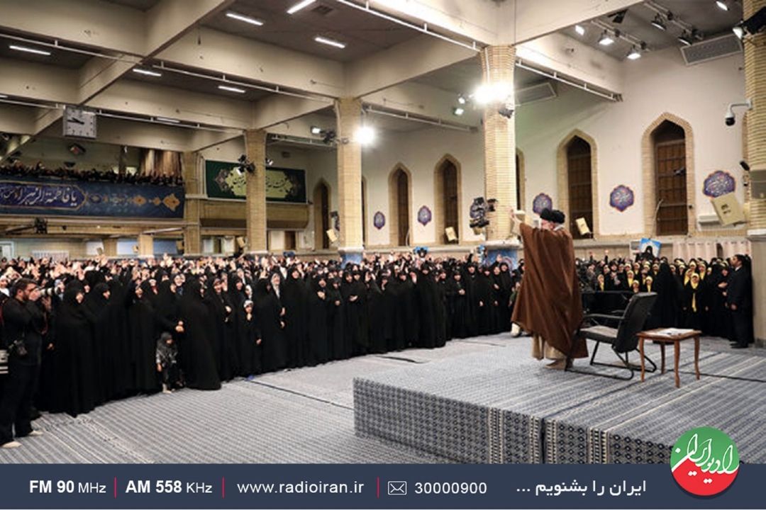 دیدگاه اسلام در موضوع زن؛ منطقی و استدلالی رویكرد غرب؛ سودجویی و لذت‌جویی