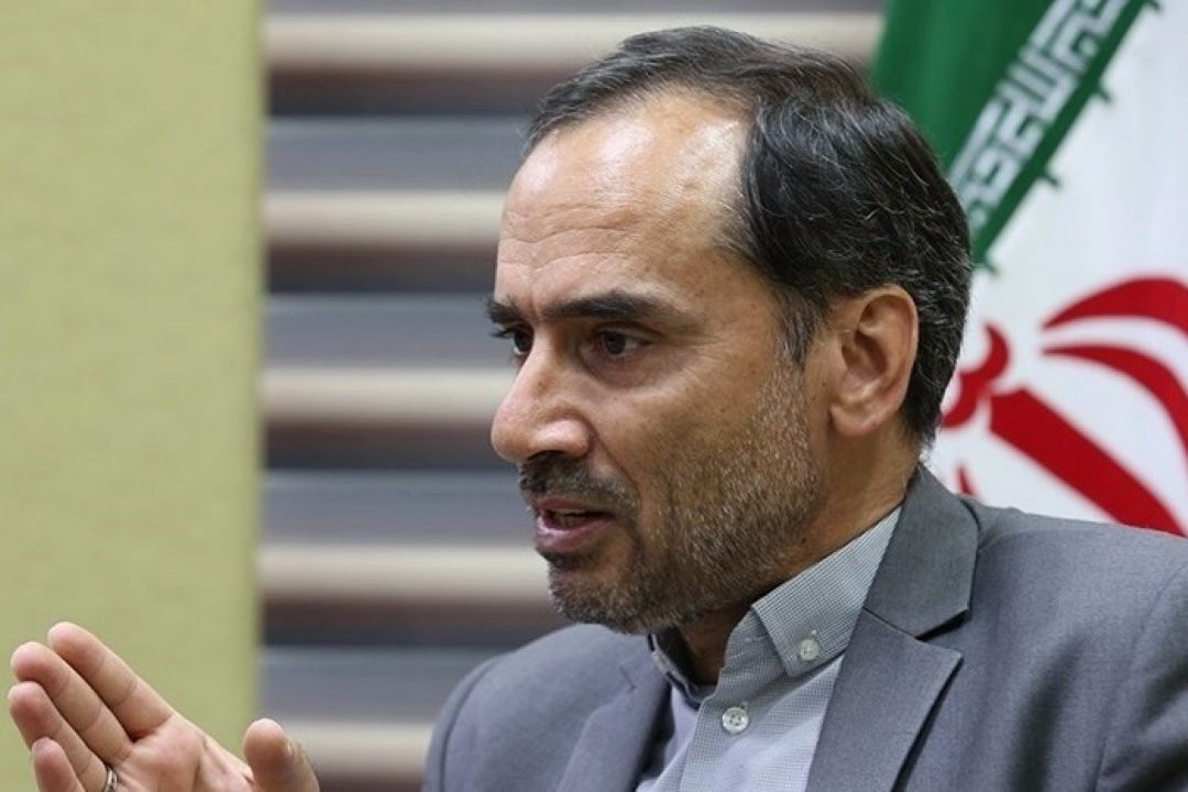 منافقین پول نفت مردم عراق را از صدام می‌گرفتند و علیه ایران كار می‌كردند